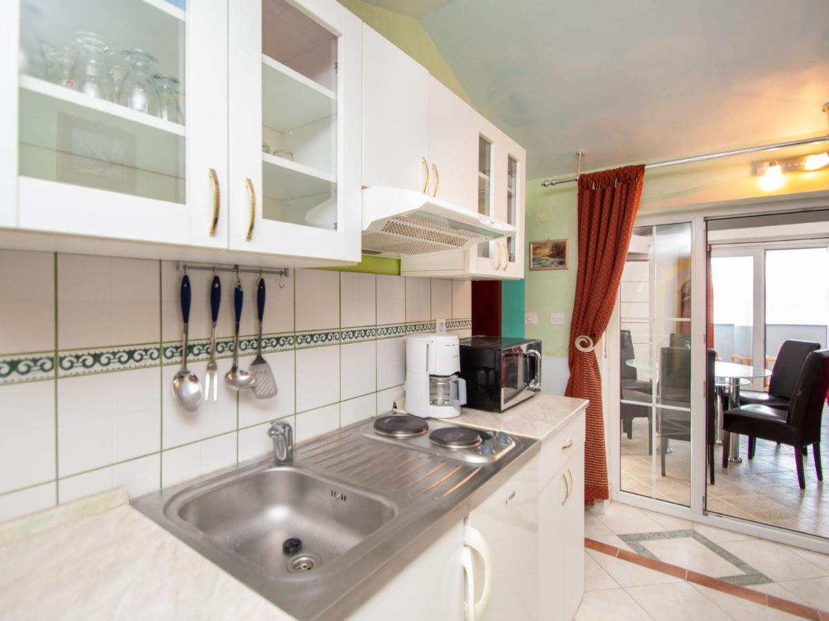 Apartment Ivana-4 By Interhome Raslina Exterior foto